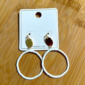 Classic white and gold accent Hoops
